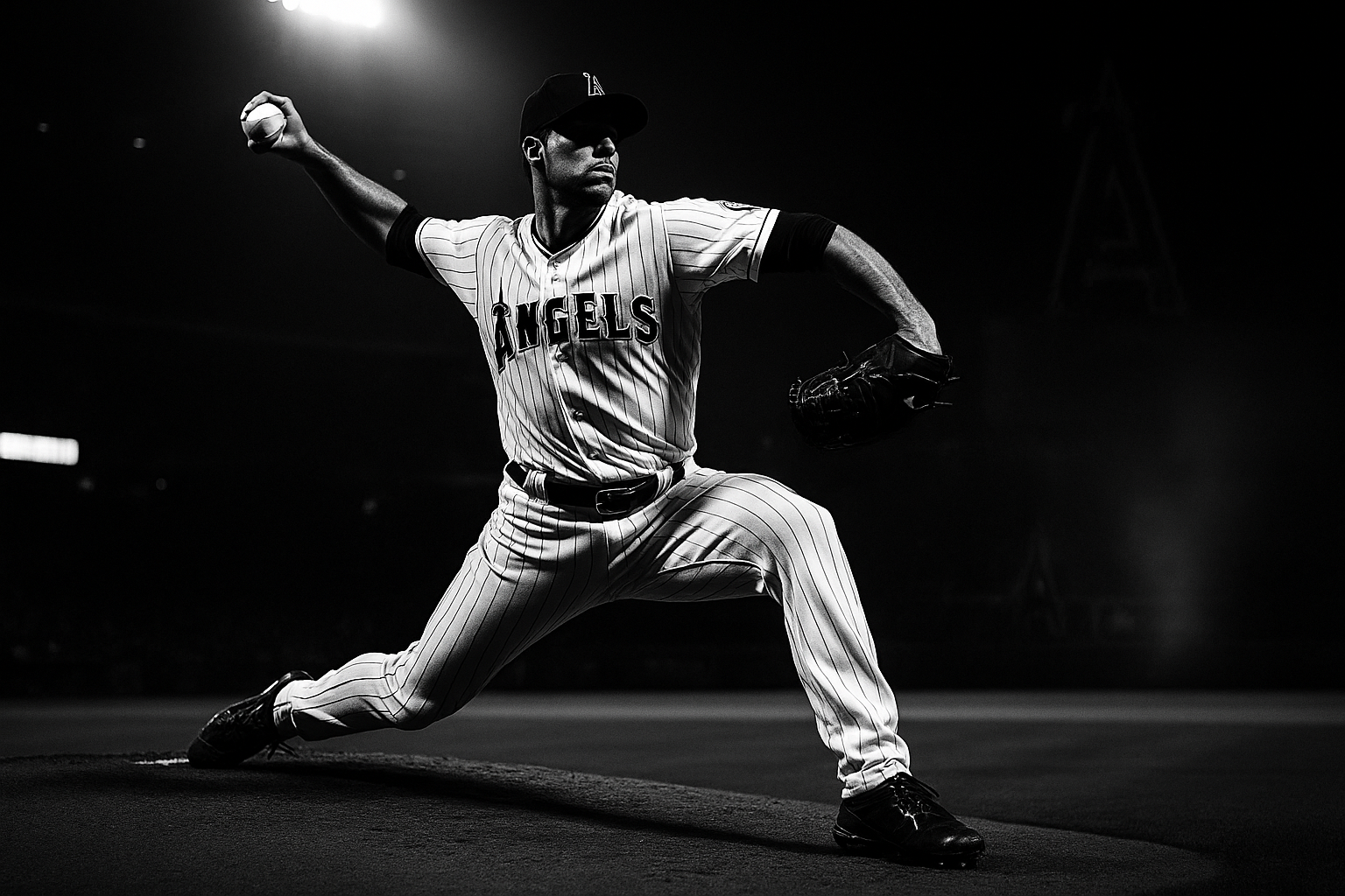 Three's Company: Angels Rally for Third Straight Win Over Rangers