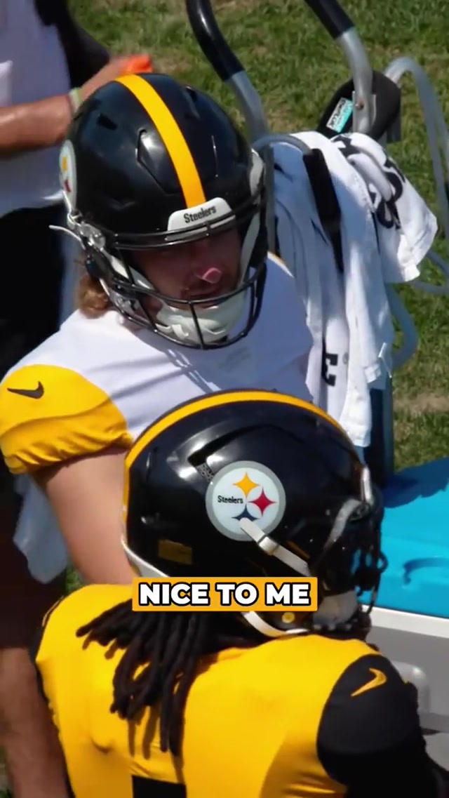 Benny Skow on the mic 😂🎙️ #benskowronek #steelers #micdup #nfl 