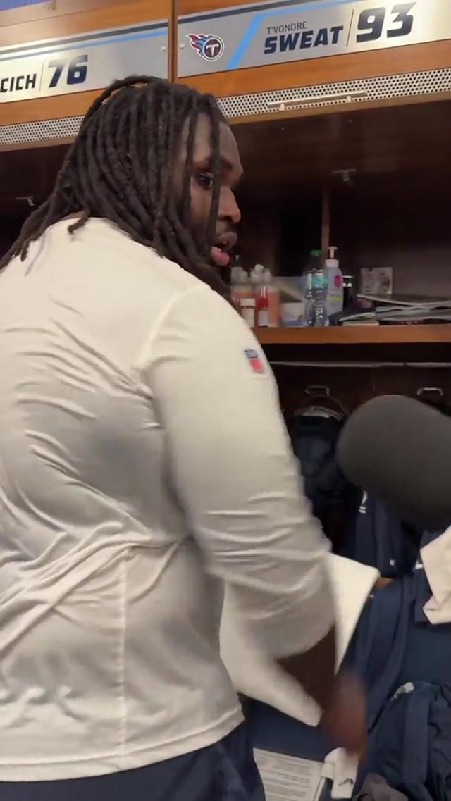 @Jeff Simmons you’re gonna need a bigger boat 🎣 #tennesseetitans #nfl #fishing #qotd 