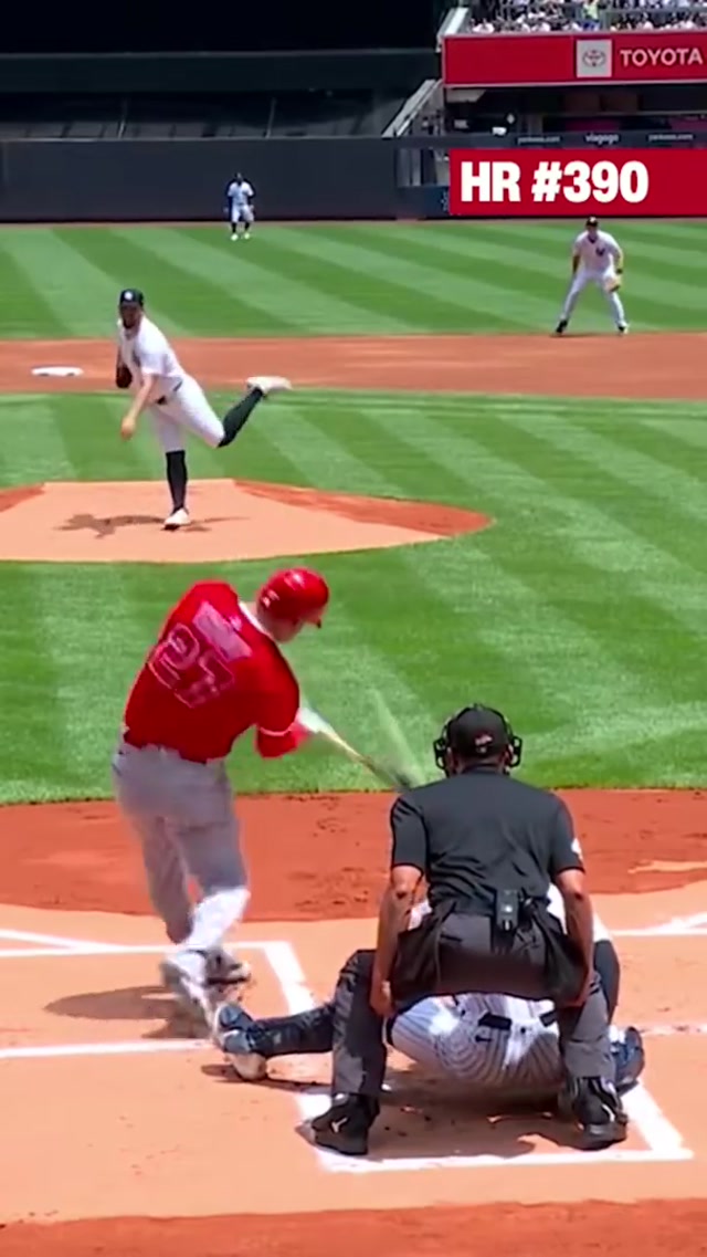 next stop: #️⃣4️⃣0️⃣0️⃣  | #mlb #angels #baseball #miketrout @Mike Trout 