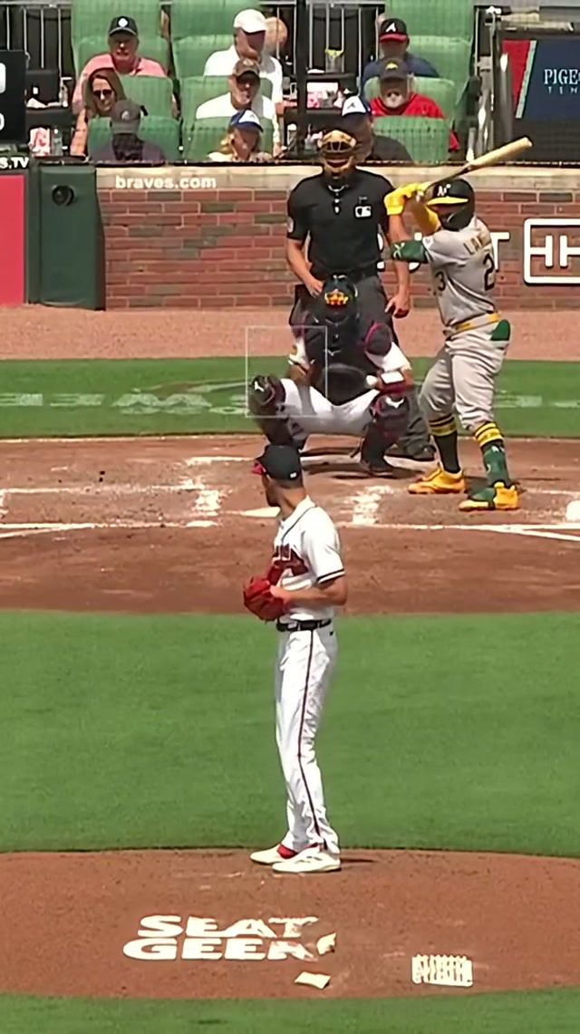 Current league home run leader 👀