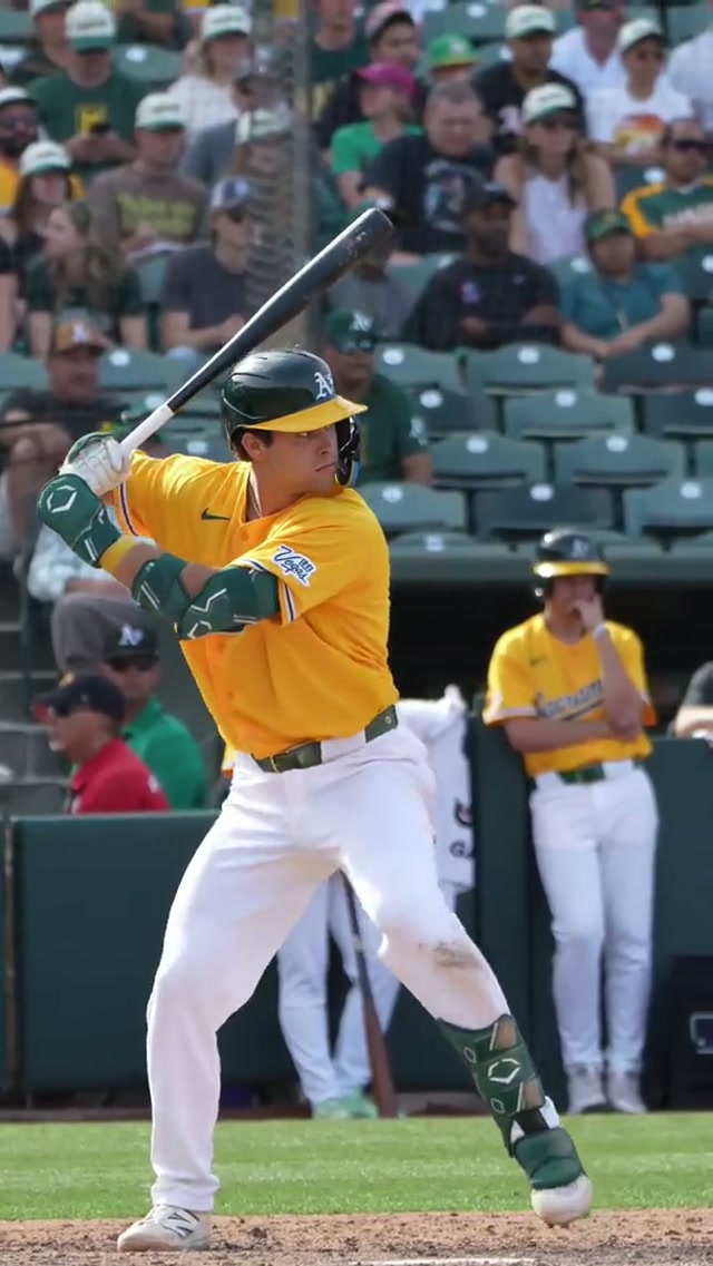 Walk it offfff @Max muncy 🫡