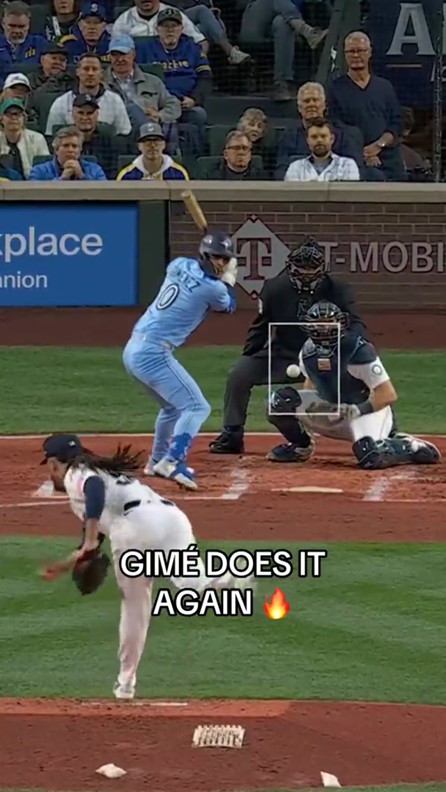 Homers on back-to-back days for Andrés 😮‍💨 #MLB #MLBPostseason #ALCS #BlueJays #AndrésGiménez 