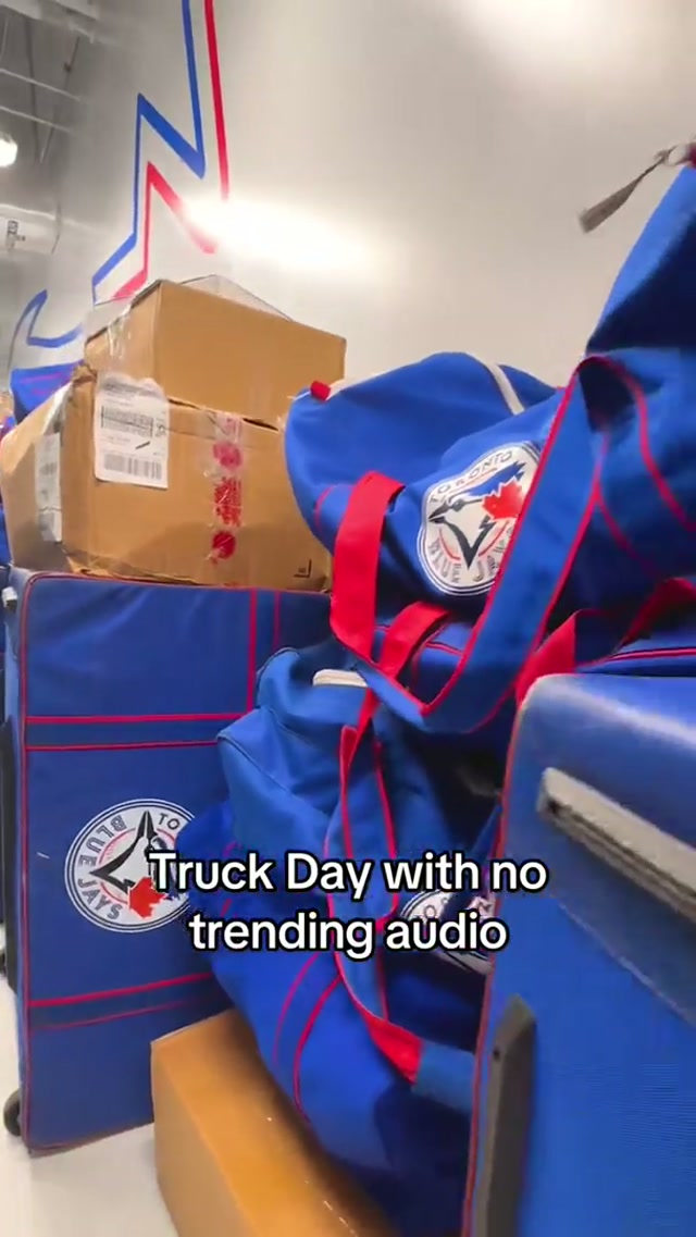 Next Stop: Dunedin📍🌴 #MLB #BlueJays #Toronto #TruckDay #SpringTraining 