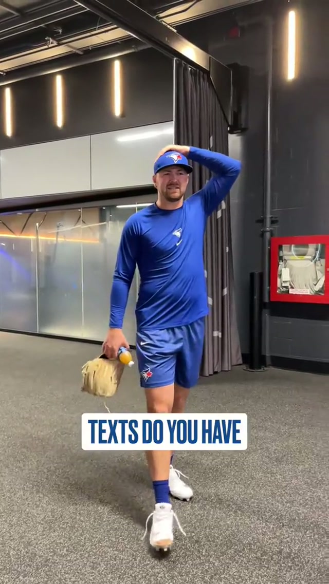 Some of these were WILD 🤣📱
#BlueJays #MLB #QuestionOfTheDay #Toronto #UnreadTexts 