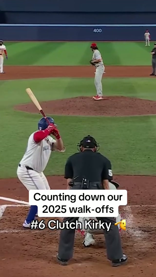 Kirky’s second walk-off of 2025 👏 #MLB #BlueJays #Toronto #walkoff #AlejandroKirk 