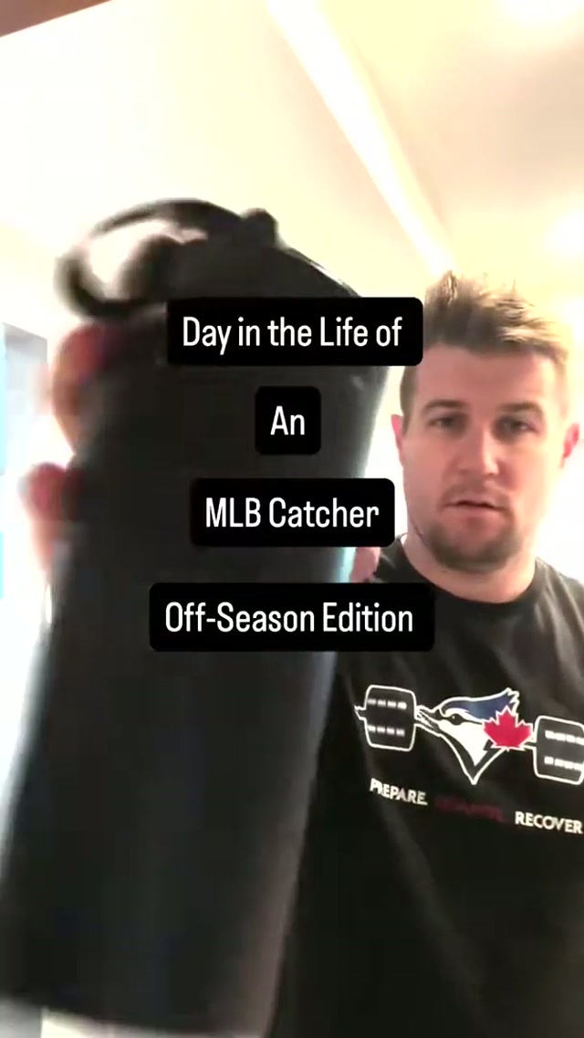 A day in the life of our Clubhouse Magician 🪄😌 #MLB #BlueJays #TylerHeineman #dayinmylife #vlog 