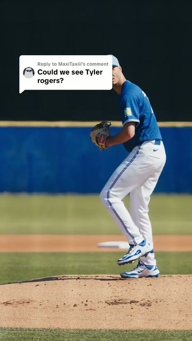 Replying to @MaxiTaxiii checking in on Tyler 👀💪 #MLB #BlueJays #Toronto #TylerRogers #SpringTraining 