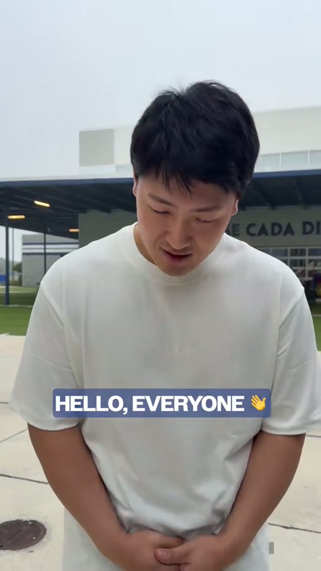 👋 Kazuma Okamoto has arrived!
岡本和真が到着しました！#MLB #BlueJays #Toronto #SpringTraining #KazumaOkamoto 