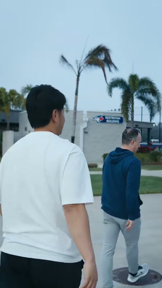 Welcome, Kazuma!
和真、ようこそ！ #MLB #BlueJays #Toronto #SpringTraining #KazumaOkamoto 