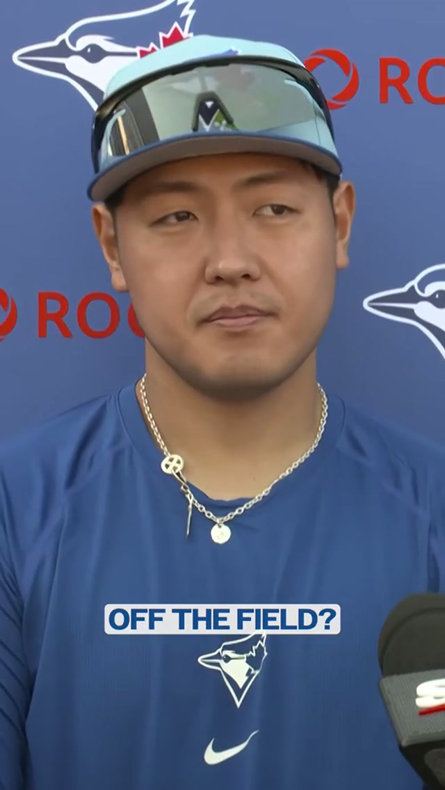 Kaz = Serious and Manly 🤣
和真は真面目で、男らしい！#MLB #BlueJays #Toronto #KazumaOkamoto 