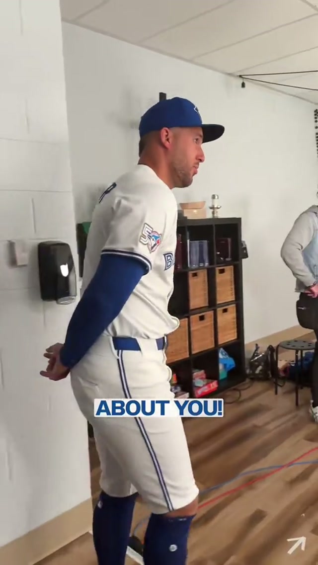 Team chemistry 📈😂 #MLB #BlueJays #Toronto #GeorgeSpringer #ShaneBieber 