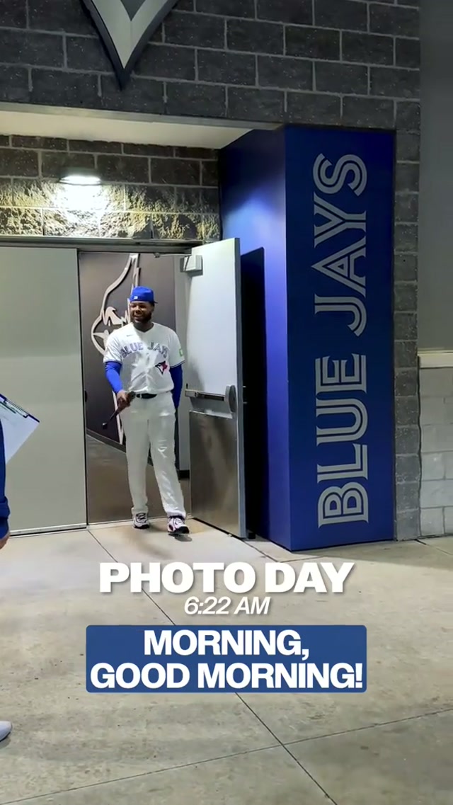 HAPPY PHOTO DAY 😃📸 #MLB #BlueJays #Toronto #PhotoDay #BTS  