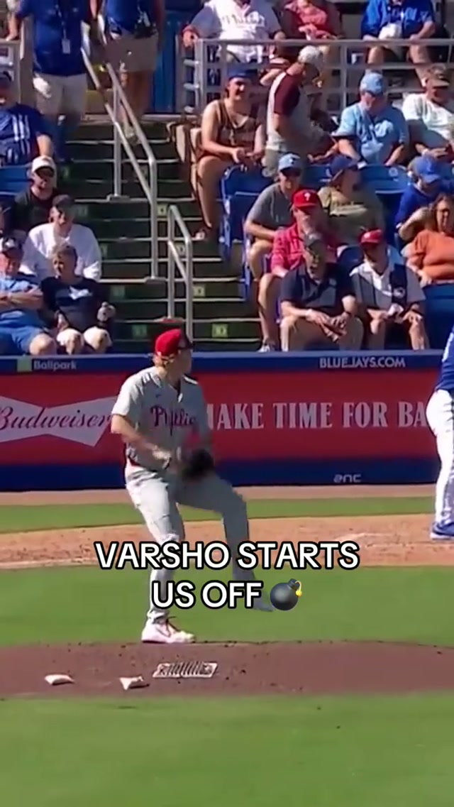 Daulton has our first homer of 2026 👏 #MLB #BlueJays #SpringTraining #Toronto #DaultonVarsho 