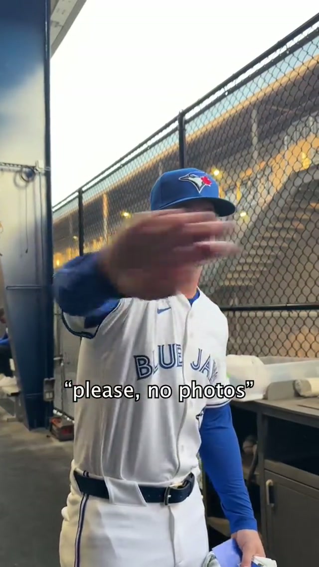 How’d it turn out tho? 😉📸 #MLB #BlueJays #Toronto #PhotoDay #NoPhotos 