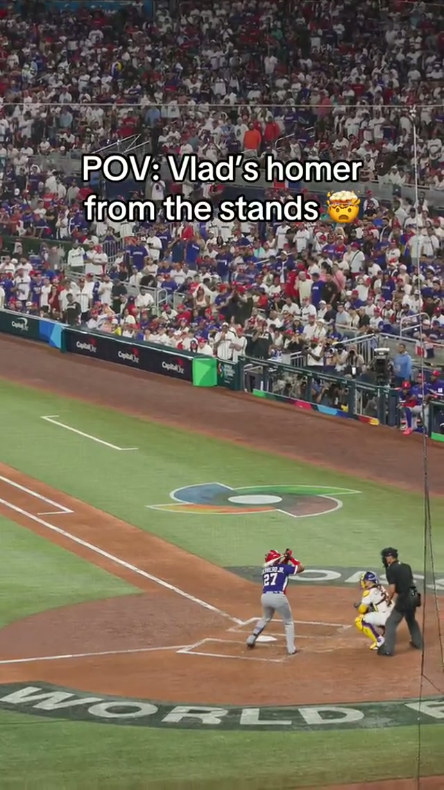 Absolutely ELECTRIC ⚡️ #WBC #Vladdy #BlueJays #PLAKATA #WorldBaseballClassic 