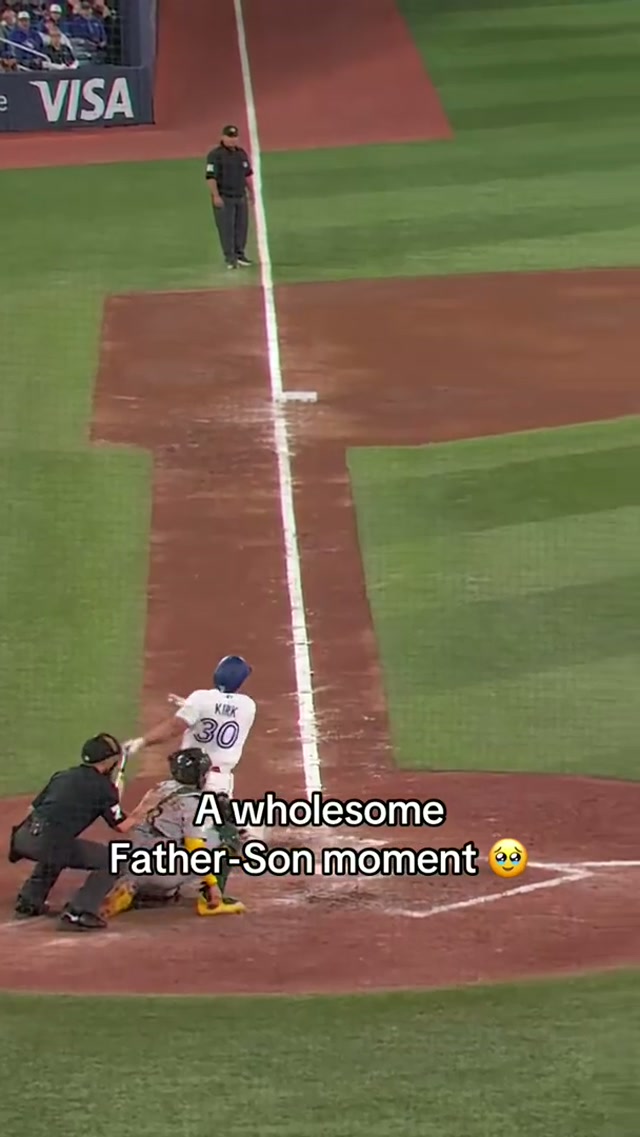 Memories for a lifetime 😌 #MLB #BlueJays #AlejandroKirk #BlueJays50 