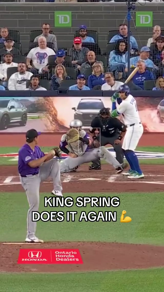 George homers for the second day in a row ‼️ #MLB #BlueJays #GeorgeSpringer #BlueJays50 