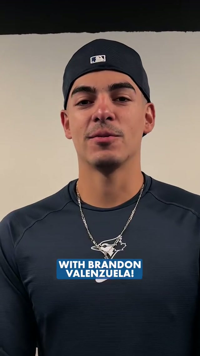 In honour of his FIRST start at home ☝️ #MLB #BlueJays #Toronto #BrandonValenzuela #Mexico