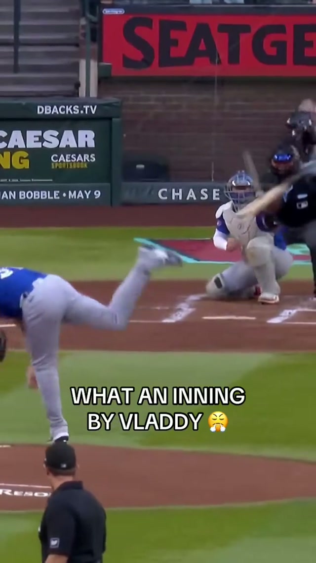 Gold Glove Vladdy 🔥 #MLB #BlueJays #Vladdy #BlueJays50 