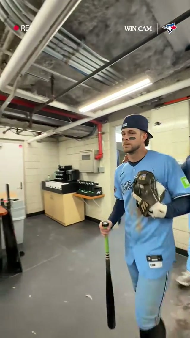 ICEMAN AND A WIN CAM ❄️🎥 #MLB #BlueJays #BlueJays50 #WinCam 