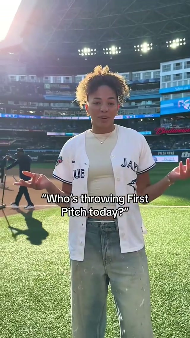 Kiki in the building‼️ #MLB #BlueJays #UCLA #KikiRice #TorontoTempo  