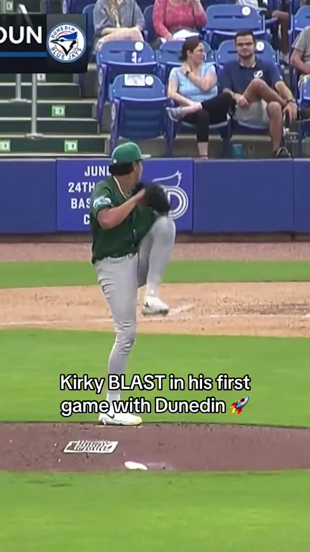 That didn’t take long 😮‍💨 #MLB #BlueJays #BlueJays50 #AlejandroKirk 
