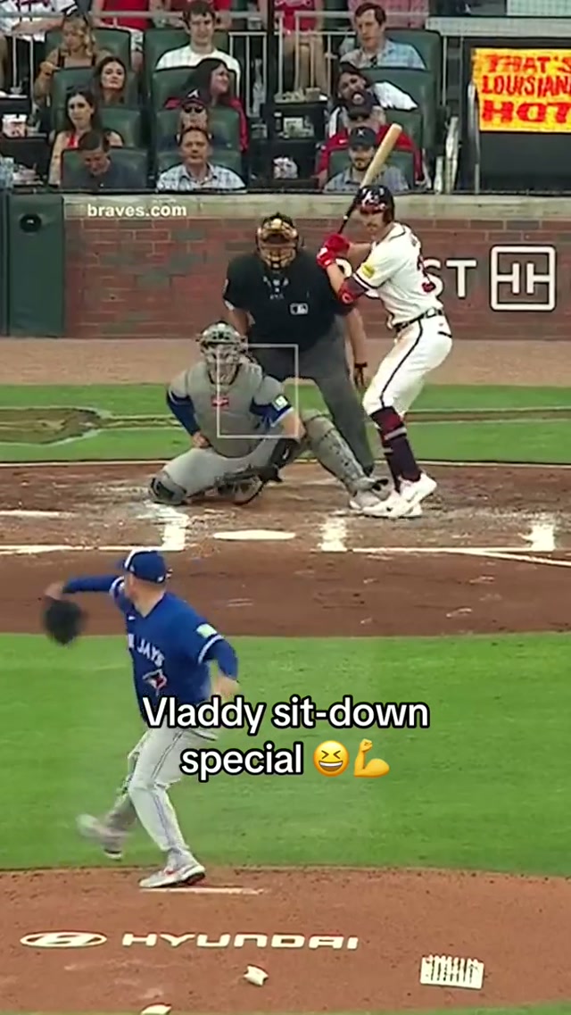 Some Vladdy defence delivered sitting down 👏 #MLB #BlueJays #BlueJays50 #Vladdy 