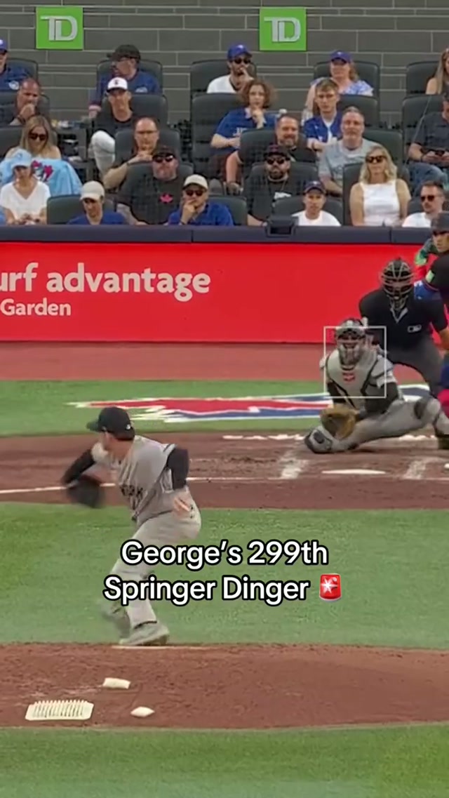 King Spring goes yard 😤 #MLB #BlueJays #BlueJays50 #GeorgeSpringer 