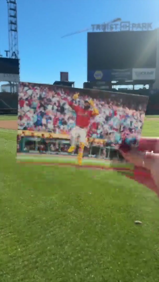 Pressing play on some of our favorite 2025 mems 🎥🤭

#rewind #mlb #baseball #2025recap 

@Ronald Acuña Jr. @Ozzie Albies @Michael Harris II @Drake Baldwin 