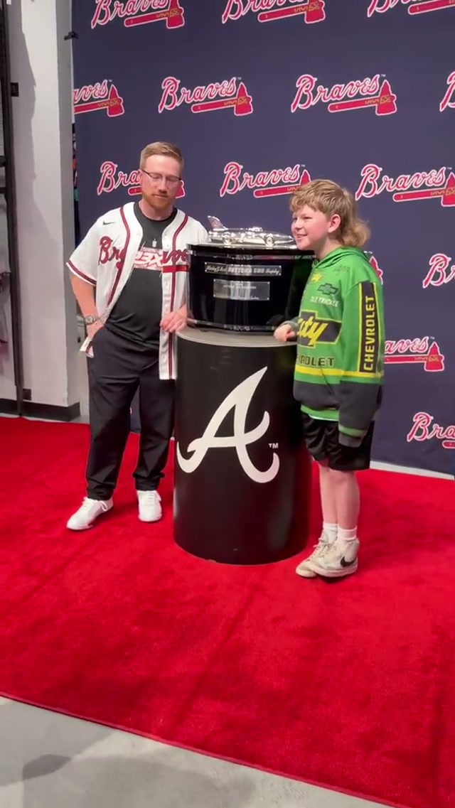 @Tyler Reddick stopped by the @Braves Retail store today and he brought his Daytona 500 ring with him! ☺️ @nascar @23XI Racing 

#tylerreddrick #nascar #daytona500 #braves 