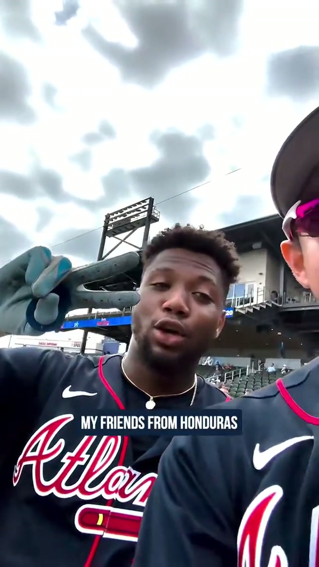 La Bestia loading 🔥

@Ronald Acuña Jr. 
#Braves #mlb #metaglasses 