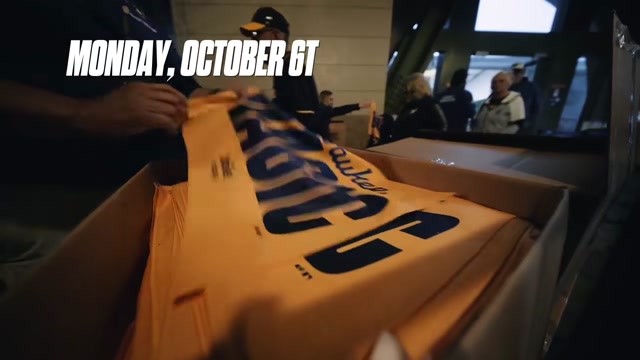 Treat yourself and enjoy some Brewers Magic #mlbpostseason #mlb #nlds #MagicBrew