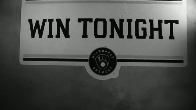 Can already feel that adrenaline pumping 

#OpeningDay #MLB #Brewers