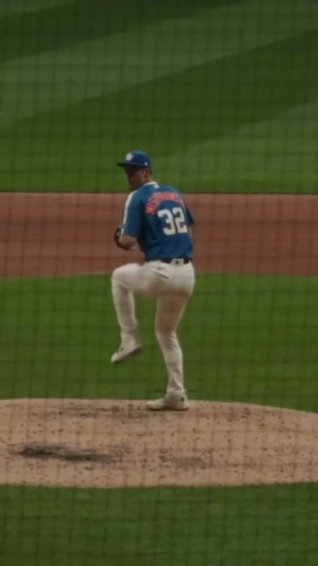 Pure magic from Miz ✨ #jacobmisiorowski #pitching #shutout #brewers #mlb 