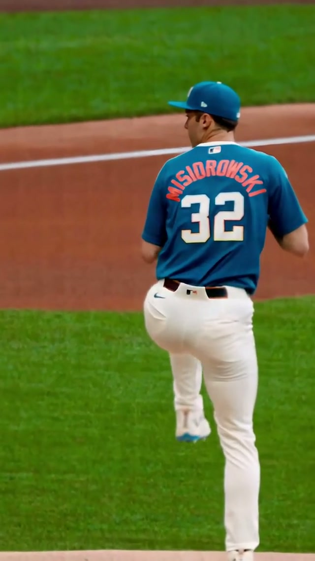 Poetry in Motion #shutout #jacobmisiorowski #pitching #baseballedit #brewers 
