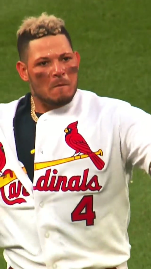 YADI’S BACK! 🐐

Yadier Molina will serve as a Special Assistant to the President of Baseball Operations. #Legend #baseball #GOAT #mlb