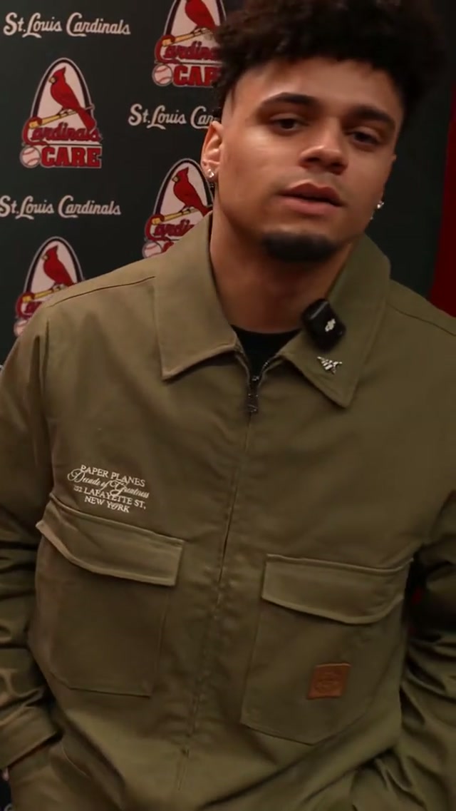 “Whoever gets this, you gotta send me a shoutout on DMs" -Masyn Winn #giveaway #baseball #mlb #cardinals