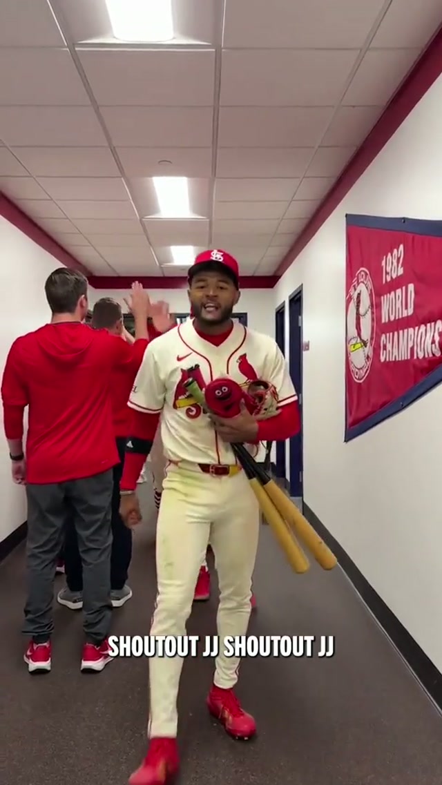 JJ is a DAWG 😤 #MLB #baseball #walkoff #cardinals 