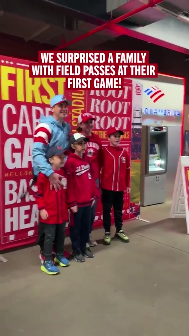 a first game they won’t forget ❤️ #MLB #cardinals #baseball 