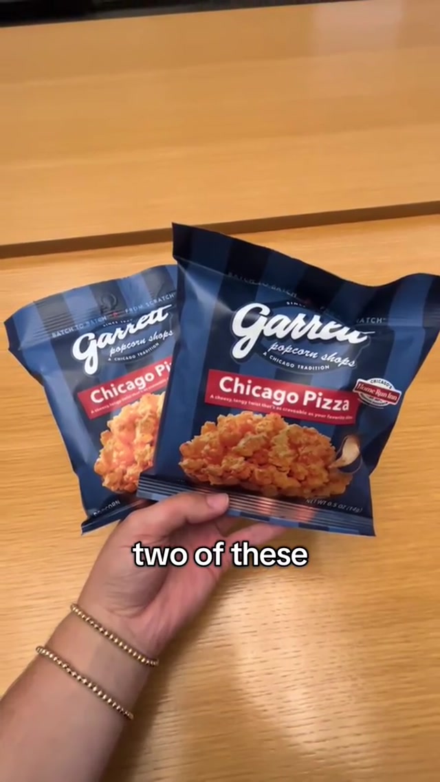 you guys need to try this combo 🤩 

September 1-7 only

@Home Run Inn Pizza ™️  // @Garrett Popcorn Shops 