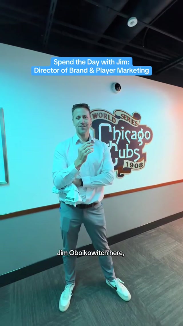 always on the go. #cubs #mlb 