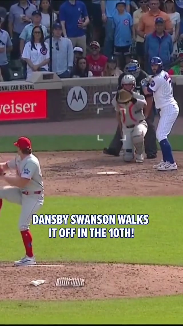 EMPLOYEE OF THE MONTH. #cubs #mlb