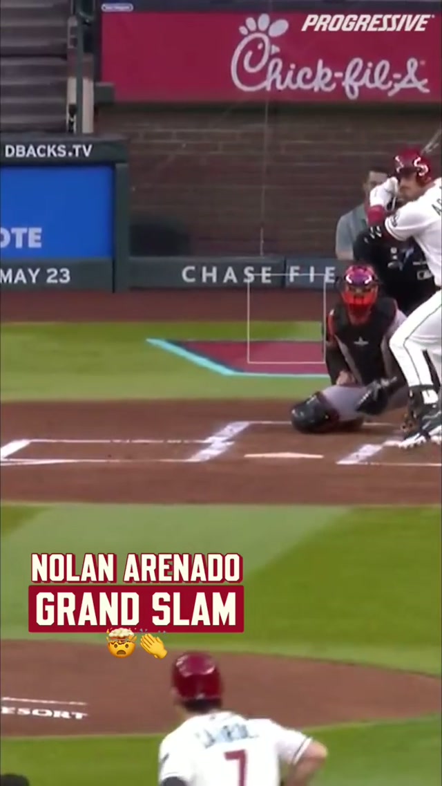 NOLAN ARENADO GRAND SLAM!!! #mlb #baseball #dbacks 