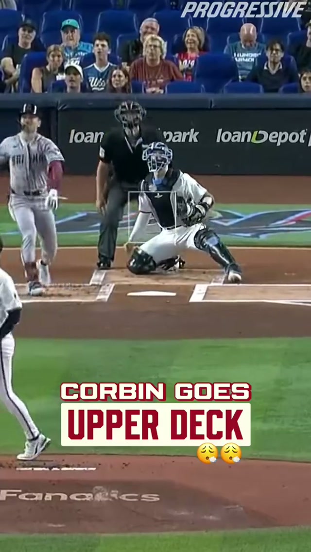 FORE hundred feet #mlb #dbacks #baseball 