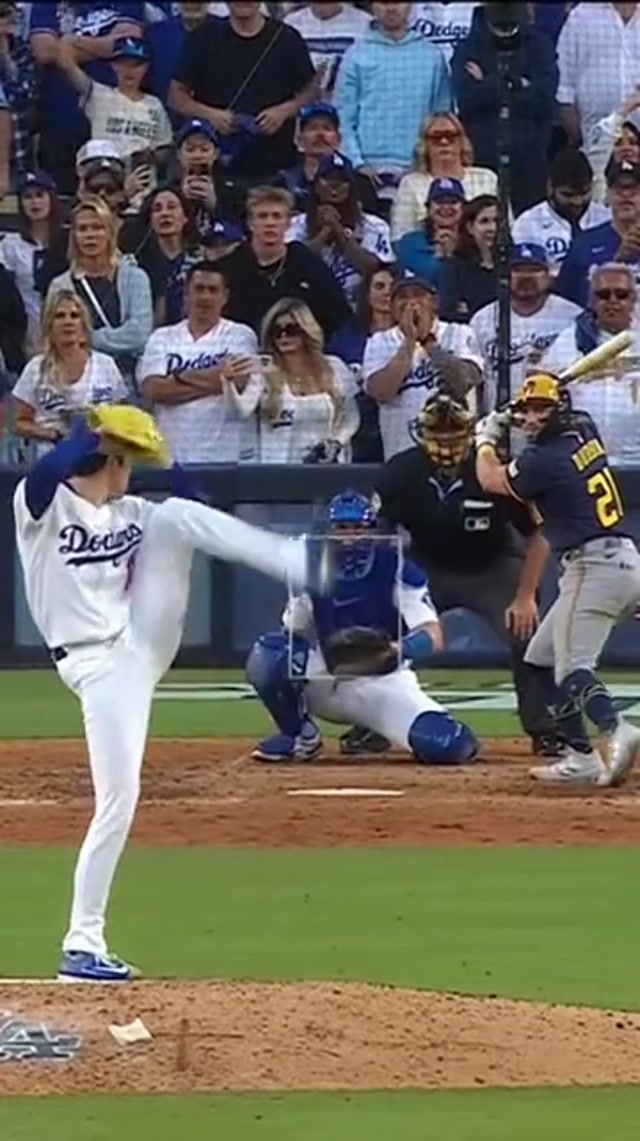Filth from Roki to end the game! #dodgers #sports #losangeles 