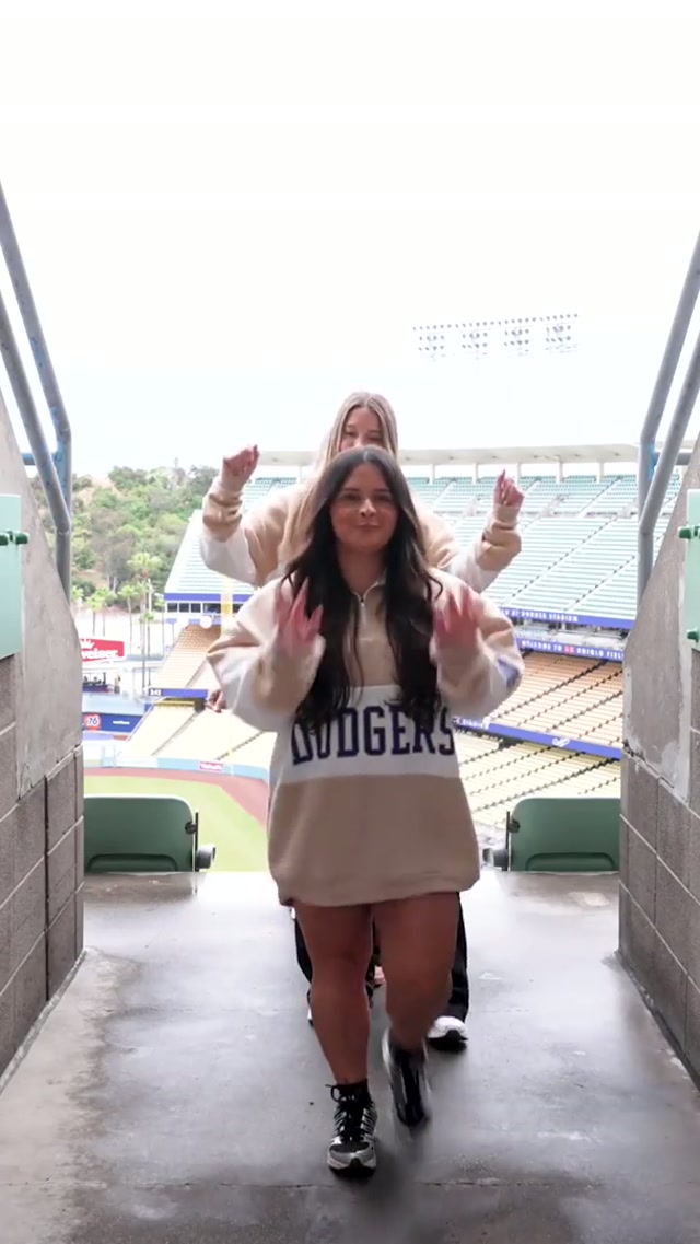 The Dodger wives reppin' the Women’s Night Quarter Zip Sweater presented by UCLA Health! #dodgers #sports #losangeles 