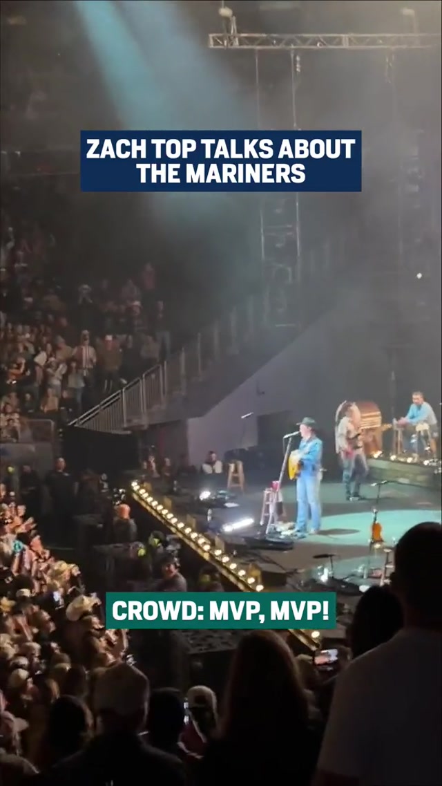 Zach Top knows ball. #mariners #mlb #baseball #music #countrymusic