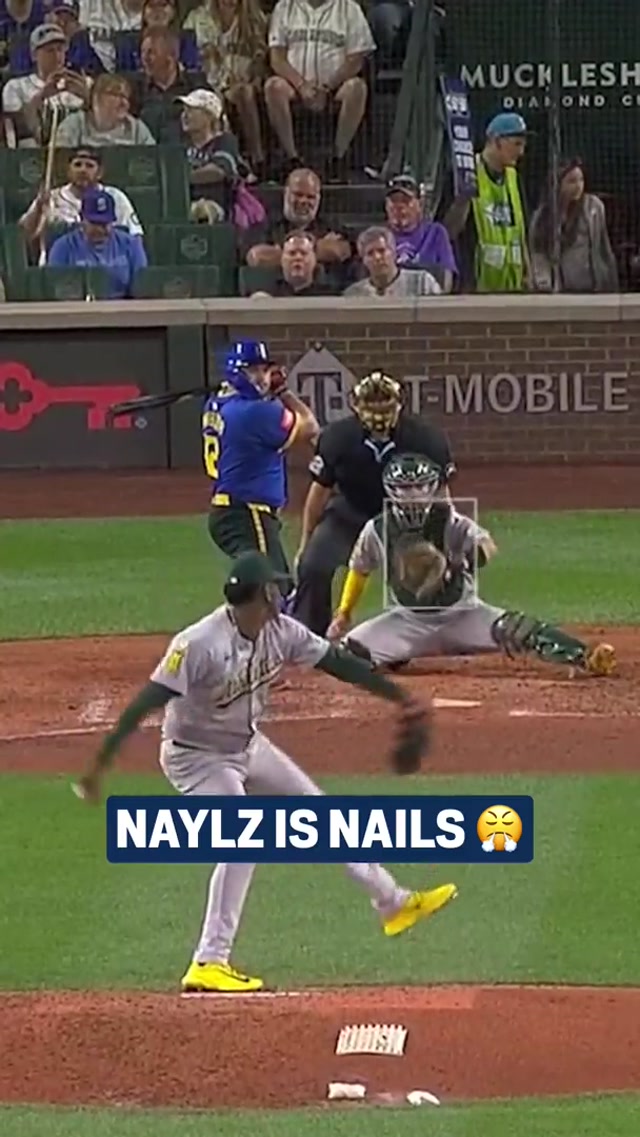 He’s as clutch as they come 😤 #mariners #mlb #baseball