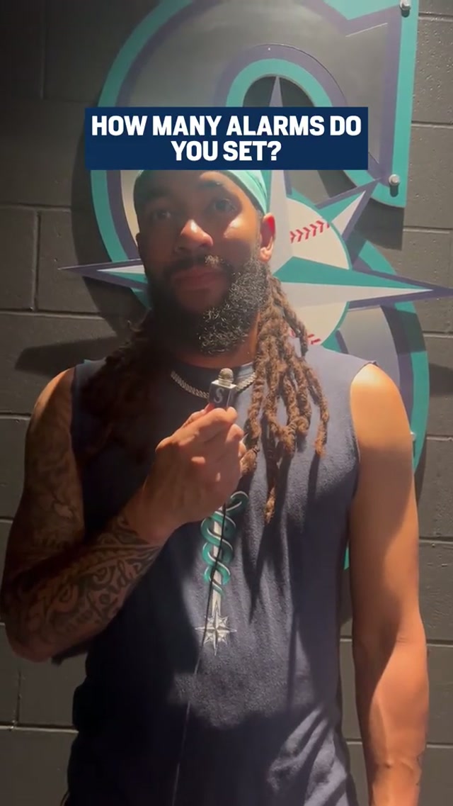 10-12 alarms is crazy 🤣 #sportstiktok #sports #baseball #mlb #mariners